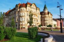 De vizitat: Palatul Vulturul Negru