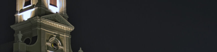 Biserica cu Luna, seara