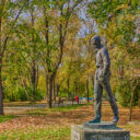 Statuia Jozsef Attila